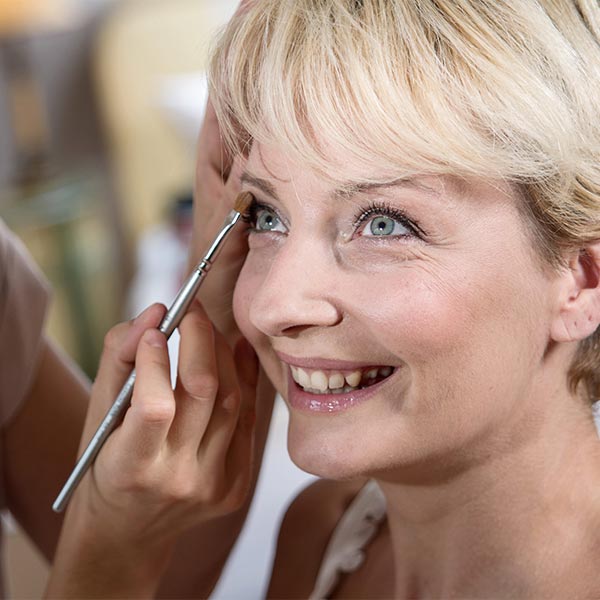 Brautstyling am Hochzeitstag, Hochzeitsplanung in Berlin Brandenburg