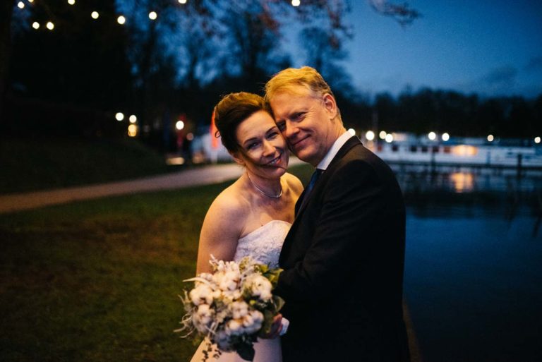 Heiraten zu Zweit am Scharmützelsee Bad Saarow, Abendstimmung, Winterhochzeit, Hochzeitsplanung von Jessica Naujoks-Lehmann von FAIRY-TALE Weddings